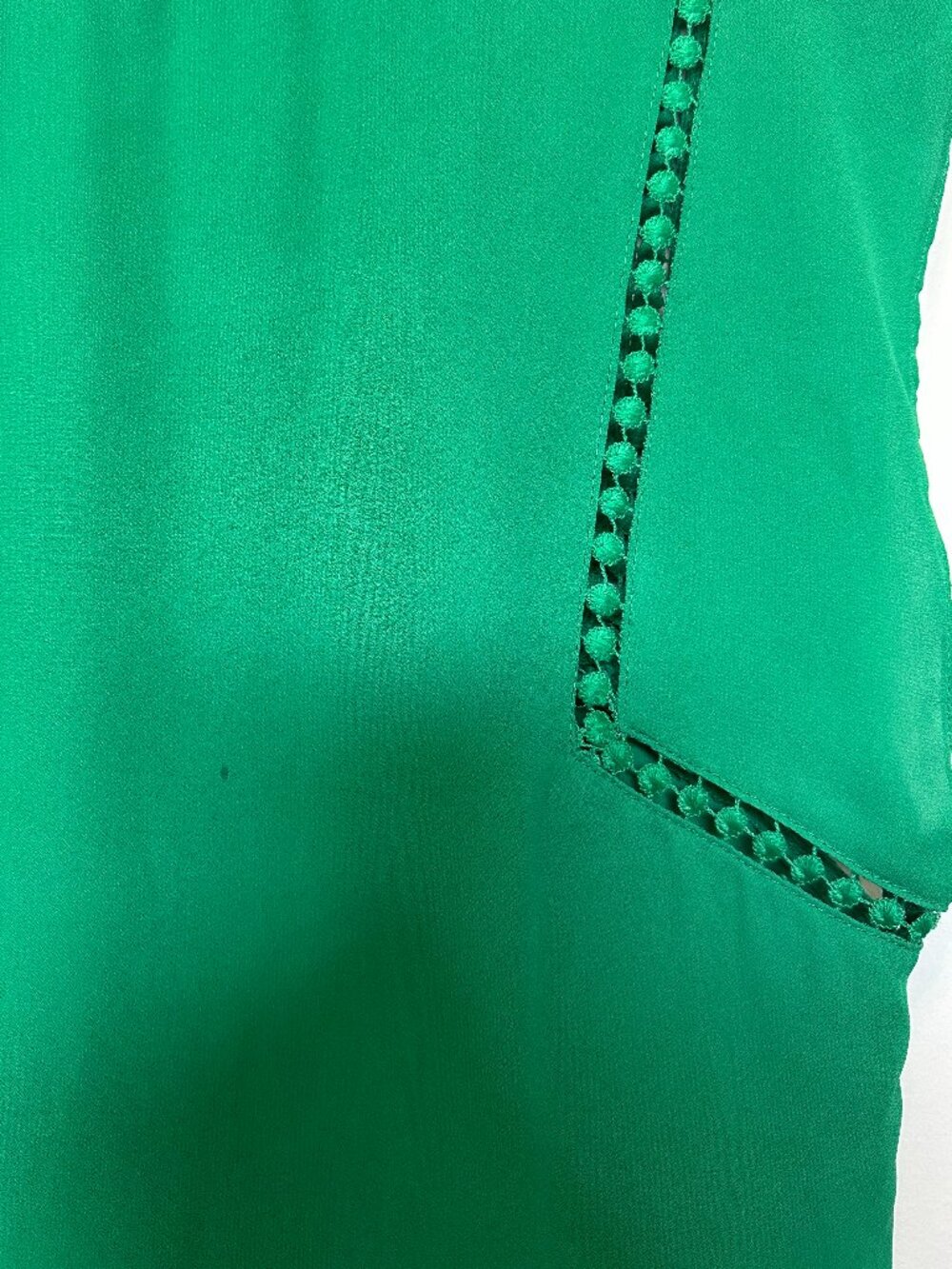 41 Hawthorn Green Sleeveless V-Neck Tank Top Crochet Trim in Size L 💚 ✨ - Picture 4 of 4